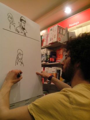 Fabio Cioffi in una dimostrazione di disegno live.